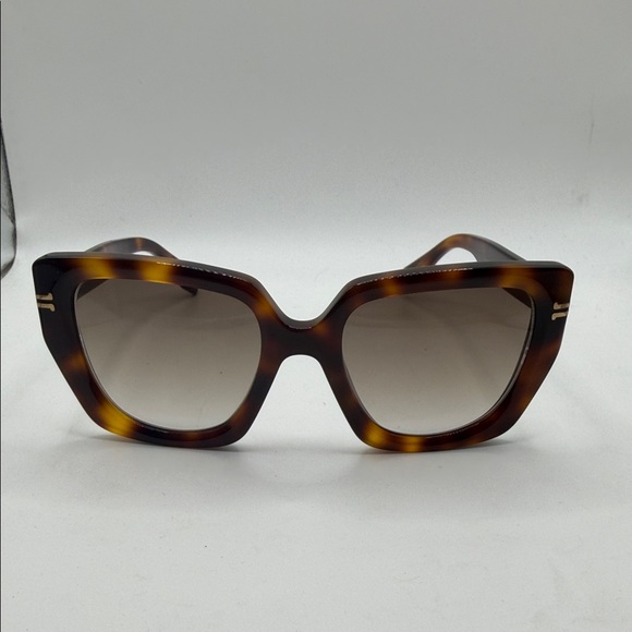 Marc by Marc Jacobs Oversized‎ Tortoise Sunglasses Amber Temples Marc Jacobs Brown Tortoise Sunglasses no case main image 3